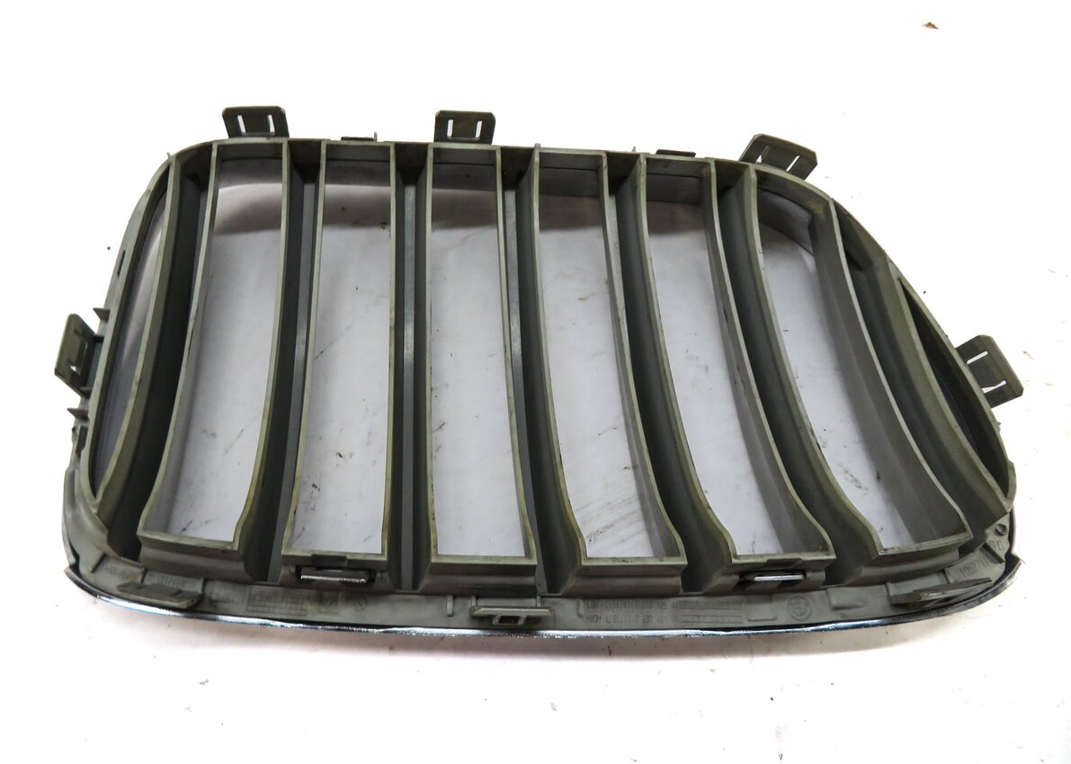 Thumbnail 3: 2011-2017 BMW X3 (F25) FRONT LEFT & RIGHT HOOD KIDNEY GRILLE SET (TITANIUM FINS)