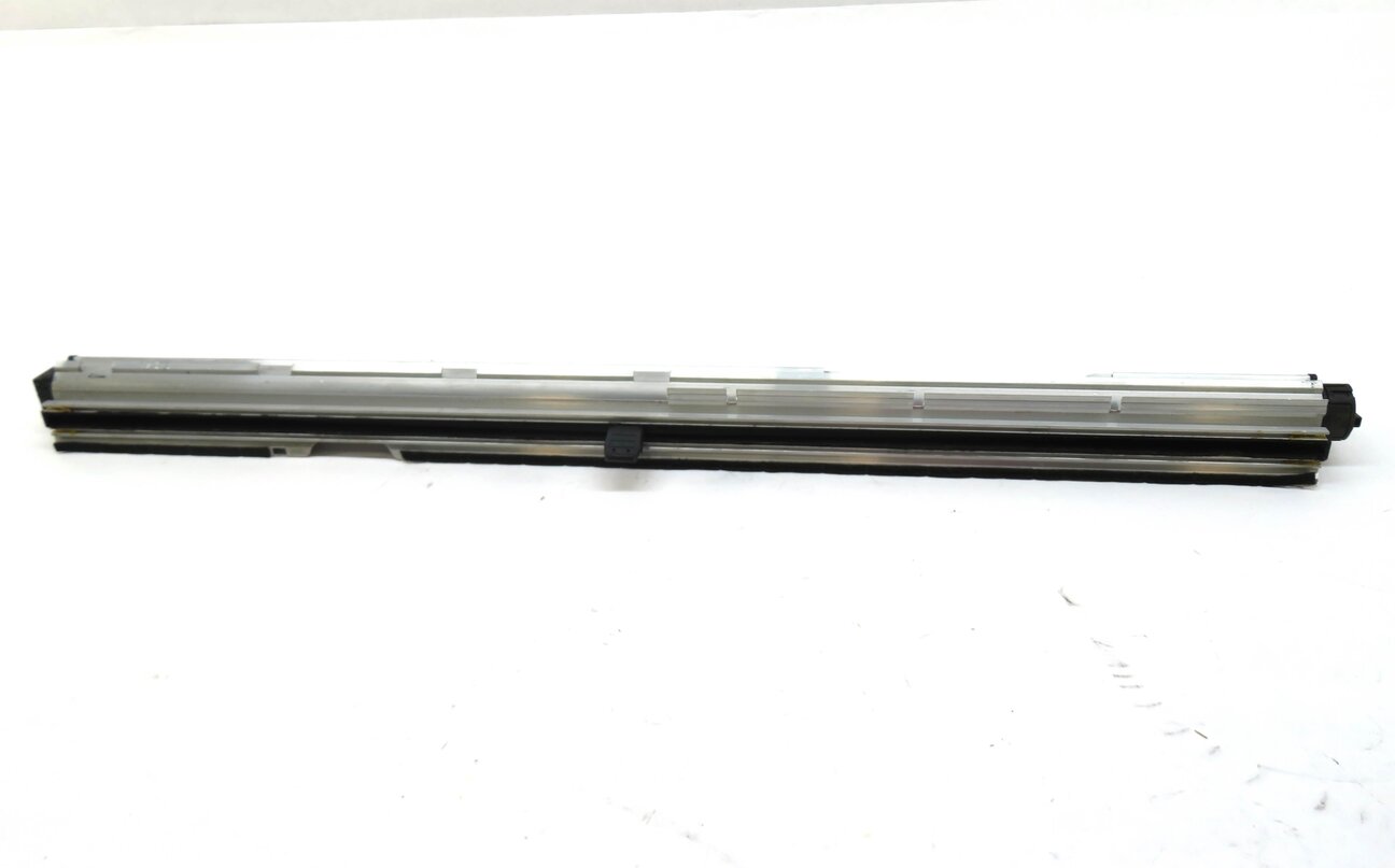 Thumbnail 2: 2011-2017 BMW X3 (F25) RIGHT SIDE REAR DOOR RETRACTABLE WINDOW SHADE UV SCREEN