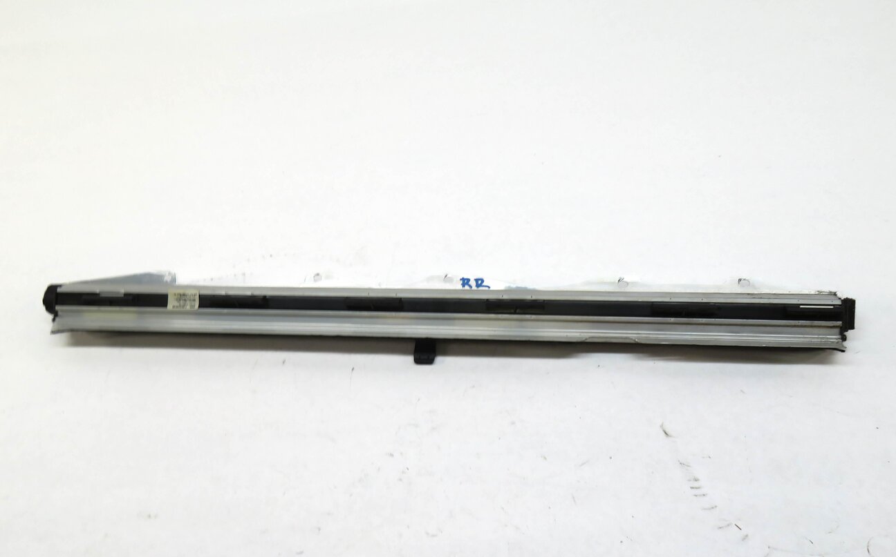 Thumbnail 4: 2011-2017 BMW X3 (F25) RIGHT SIDE REAR DOOR RETRACTABLE WINDOW SHADE UV SCREEN
