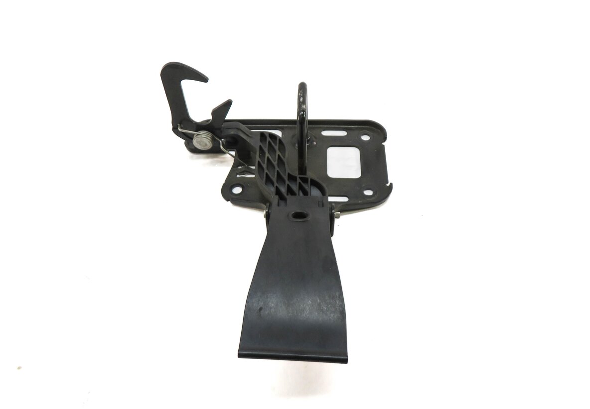 Thumbnail 3: 2013 AUDI S4 (B8 8K) FRONT HOOD SAFETY LATCH CATCH HOOK RELEASE LEVER