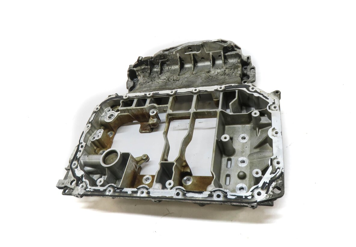 Thumbnail 3: 2013 AUDI S4 (B8 8K) 3.0L CGXC SUPERCHARGED ENGINE UPPER OIL PAN CRADLE
