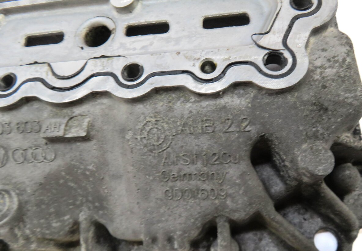 Thumbnail 7: 2013 AUDI S4 (B8 8K) 3.0L CGXC SUPERCHARGED ENGINE UPPER OIL PAN CRADLE