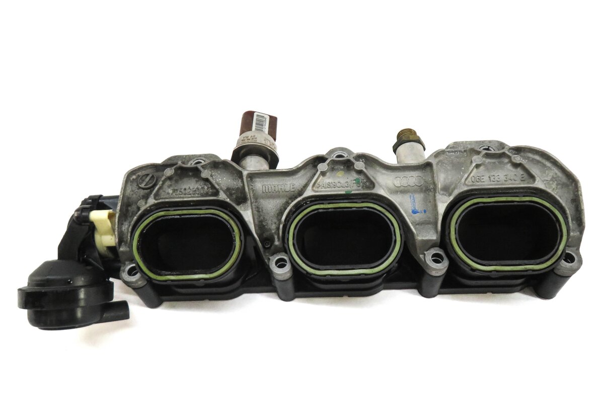 Thumbnail 3: 2013 AUDI S4 (B8 8K) 3.0L CGXC SUPERCHARGED ENGINE LEFT LOWER INTAKE MANIFOLD