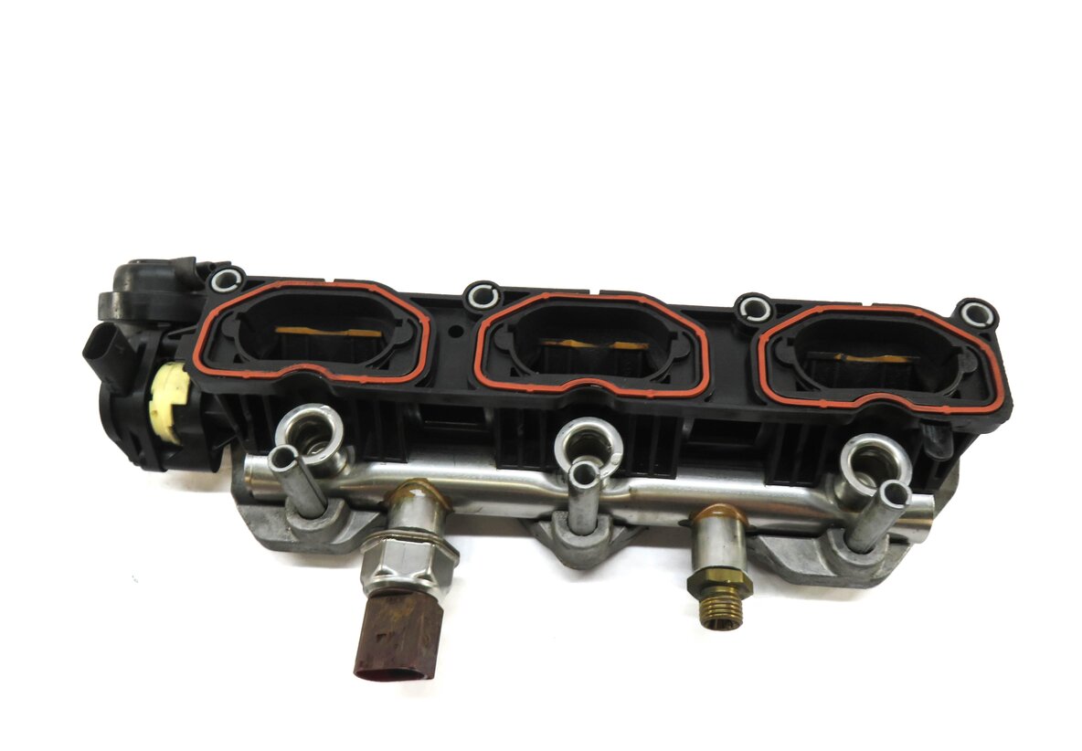 Thumbnail 4: 2013 AUDI S4 (B8 8K) 3.0L CGXC SUPERCHARGED ENGINE LEFT LOWER INTAKE MANIFOLD