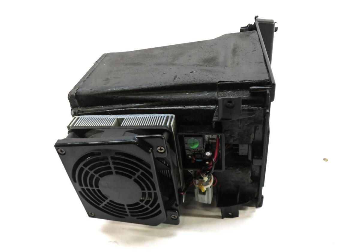 Thumbnail 5: 2010-2013 RANGE ROVER SPORT (L320) CENTER CONSOLE REFRIGERATOR COOLER BOX INSERT