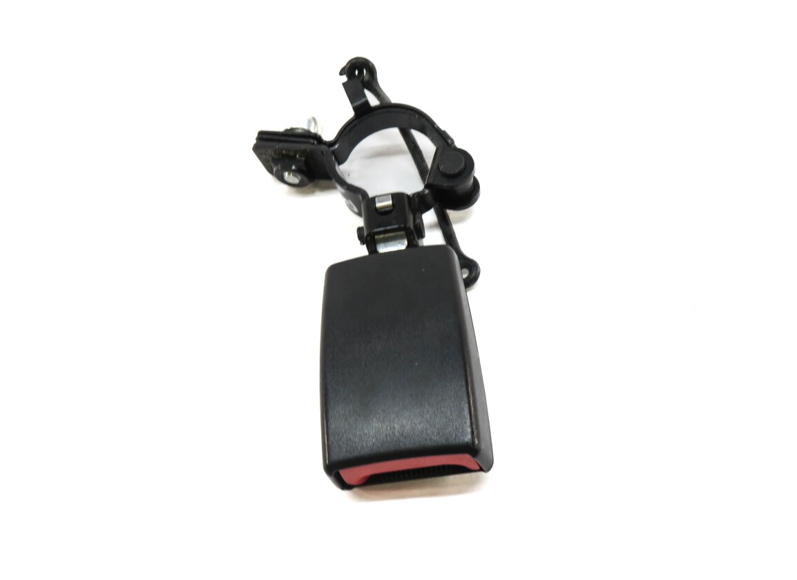 2013 RANGE ROVER SPORT (L320) REAR 2nd ROW SEAT LEFT SEATBELT BUCKLE RECEIVER