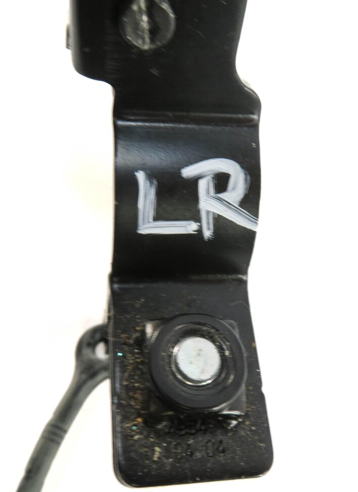 Thumbnail 4: 2013 RANGE ROVER SPORT (L320) REAR 2nd ROW SEAT LEFT SEATBELT BUCKLE RECEIVER
