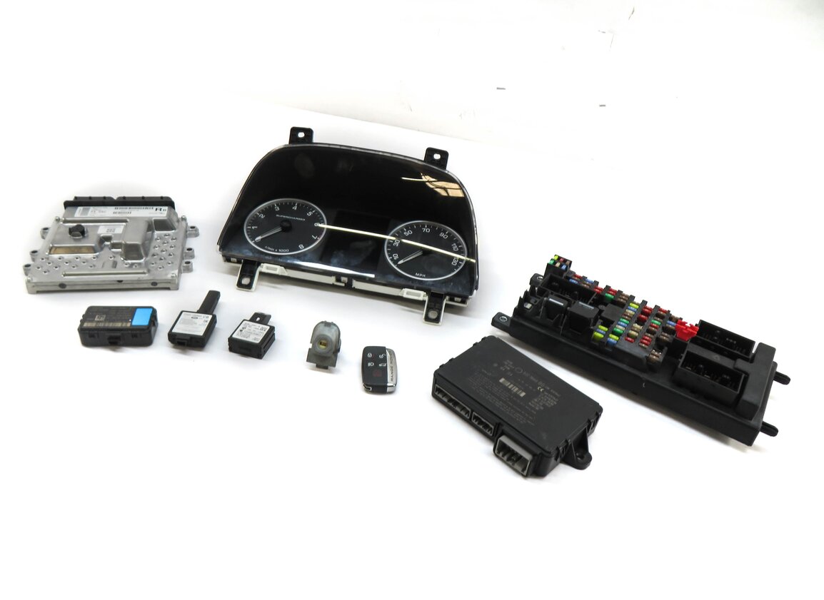 Thumbnail 1: 12-13 RANGE ROVER SPORT (L320) 5.0L SUPERCHARGED ENGINE ECM BCM MODULE KEY SET