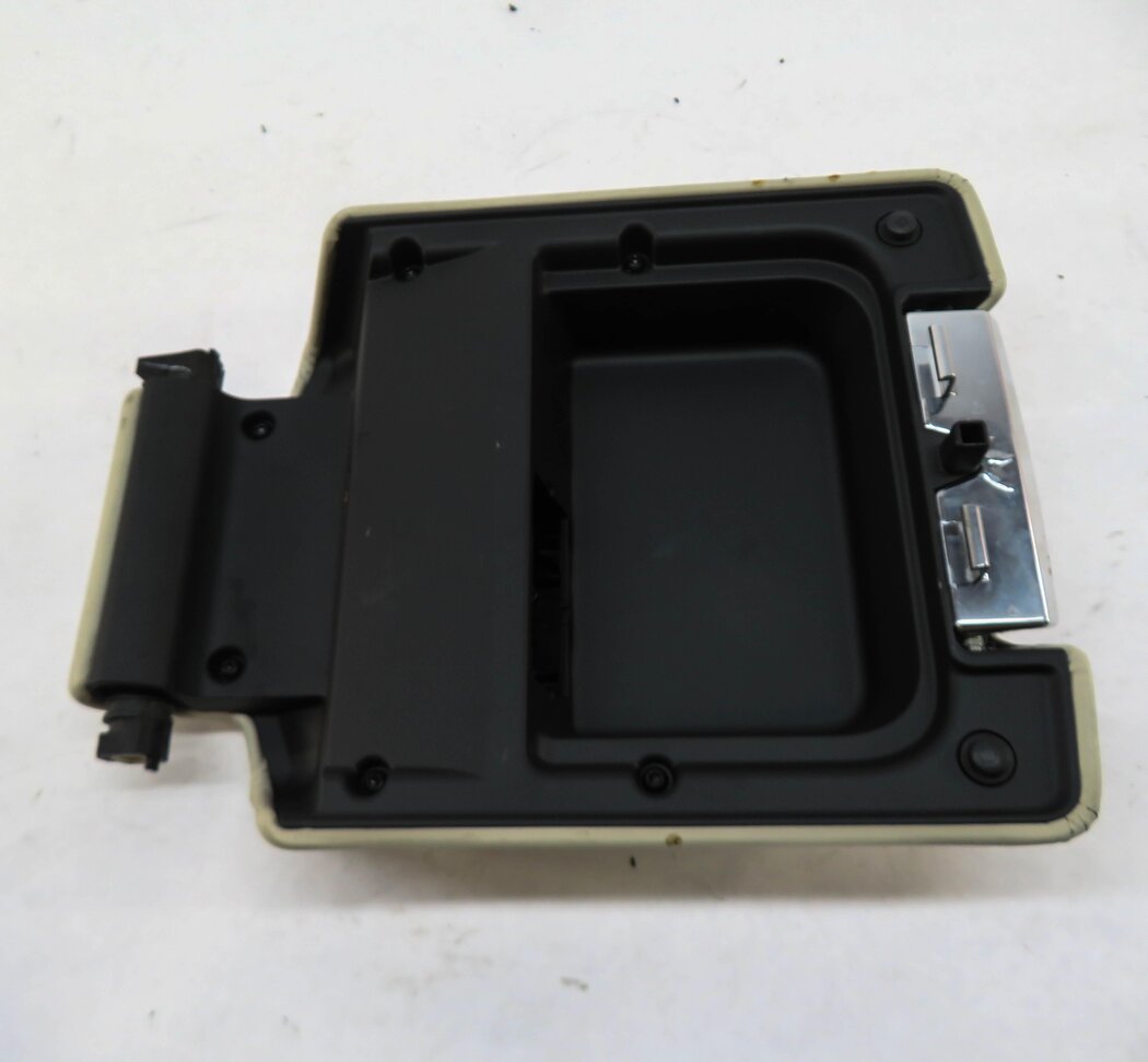 Thumbnail 4: 2010-2013 RANGE ROVER SPORT (L320) FRONT CENTER CONSOLE ARMREST LID (IVORY)