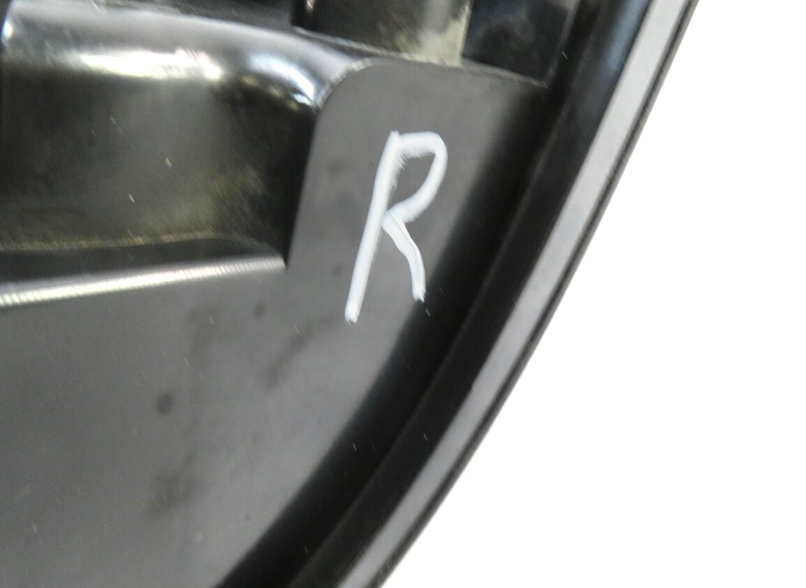 Thumbnail 5: 12-13 RANGE ROVER SPORT (L320) RIGHT PASSENGER REAR TAILLIGHT BRAKE LIGHT LAMP