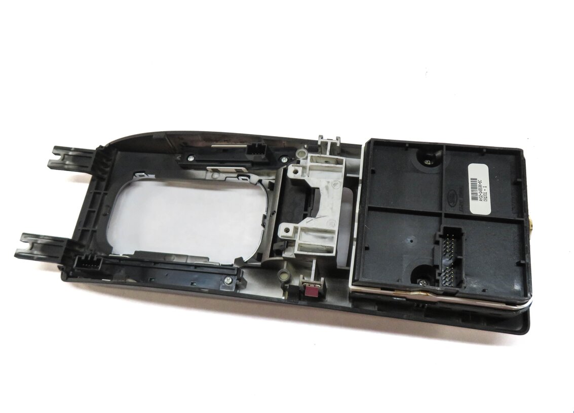 Thumbnail 5: 2010 RANGE ROVER SPORT (L320) CENTER CONSOLE TERRAIN SELECT CONTROL PANEL KNOB