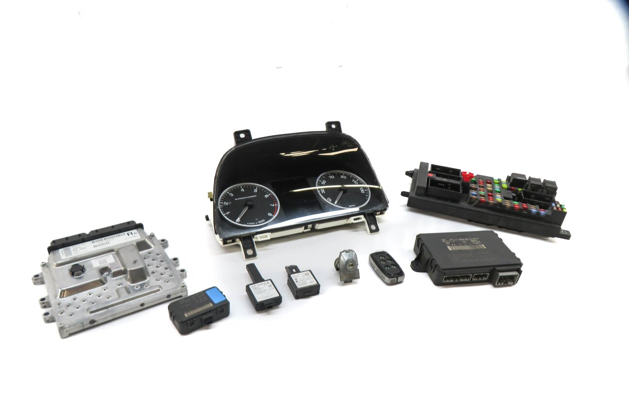 Thumbnail 3: 10-11 RANGE ROVER SPORT L320 KEY 5.0L SUPER ENGINE MODULE SET w/ PASSIVE ENTRY
