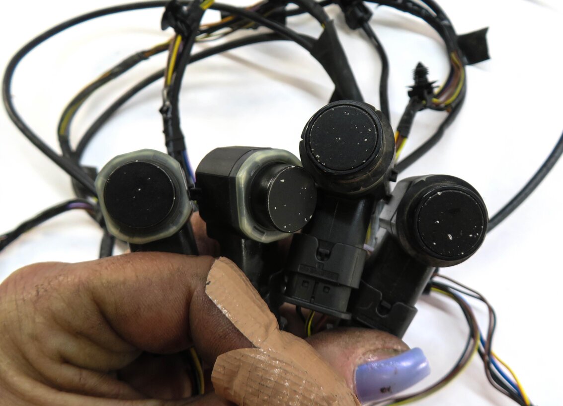 Thumbnail 4: 2010 RANGE ROVER SPORT (L320) FRONT PARK ASSIST PDC SENSOR SET/4 w/ WIRE HARNESS