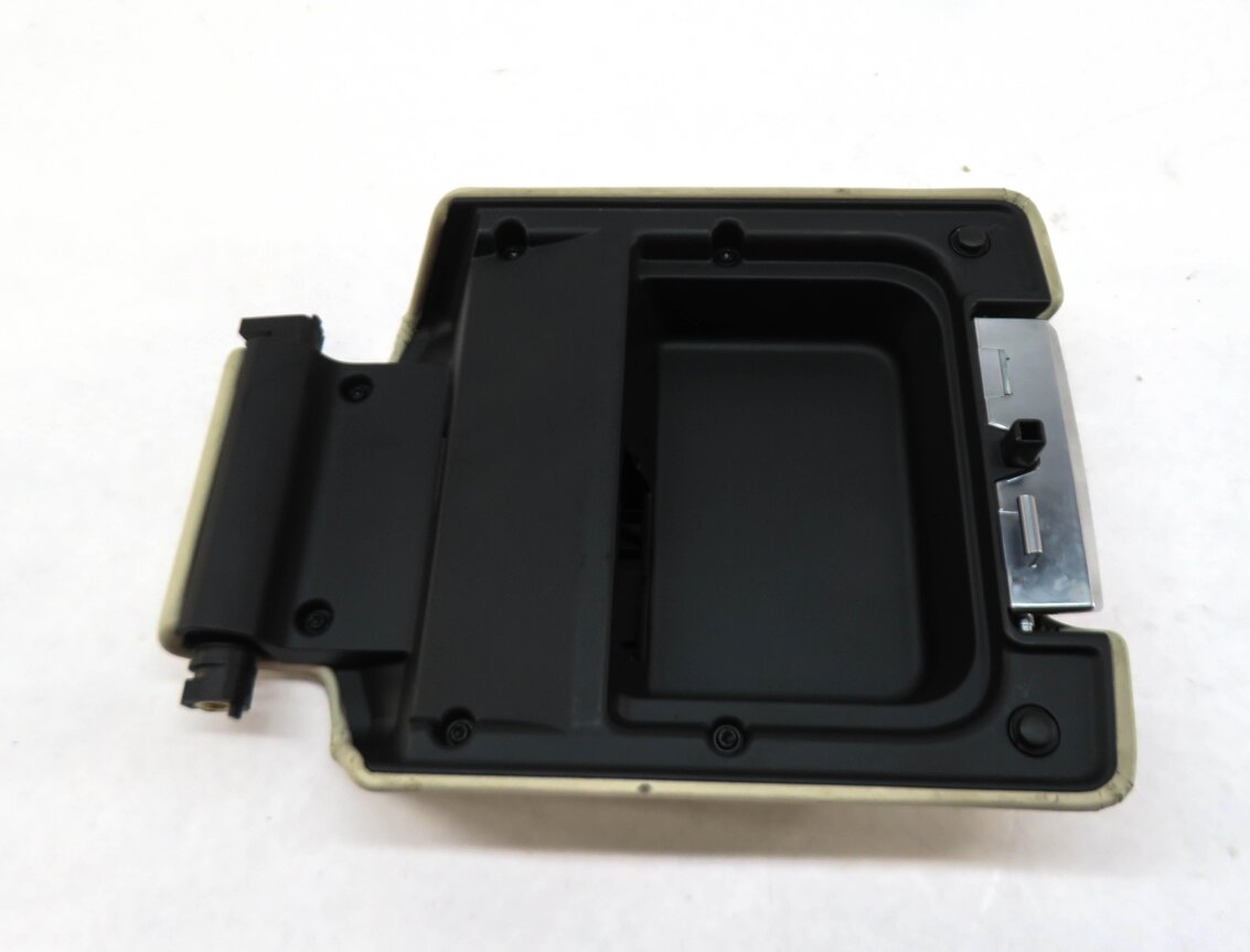 Thumbnail 5: 10-13 RANGE ROVER SPORT (L320) FRONT CENTER CONSOLE ARMREST LID (IVORY LEATHER)