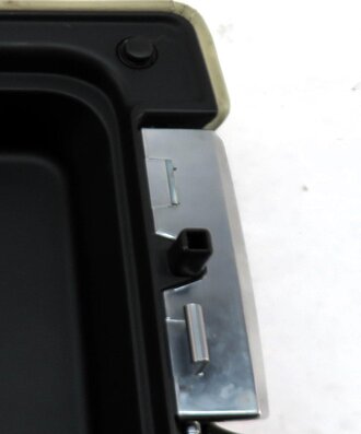 Thumbnail 8: 10-13 RANGE ROVER SPORT (L320) FRONT CENTER CONSOLE ARMREST LID (IVORY LEATHER)