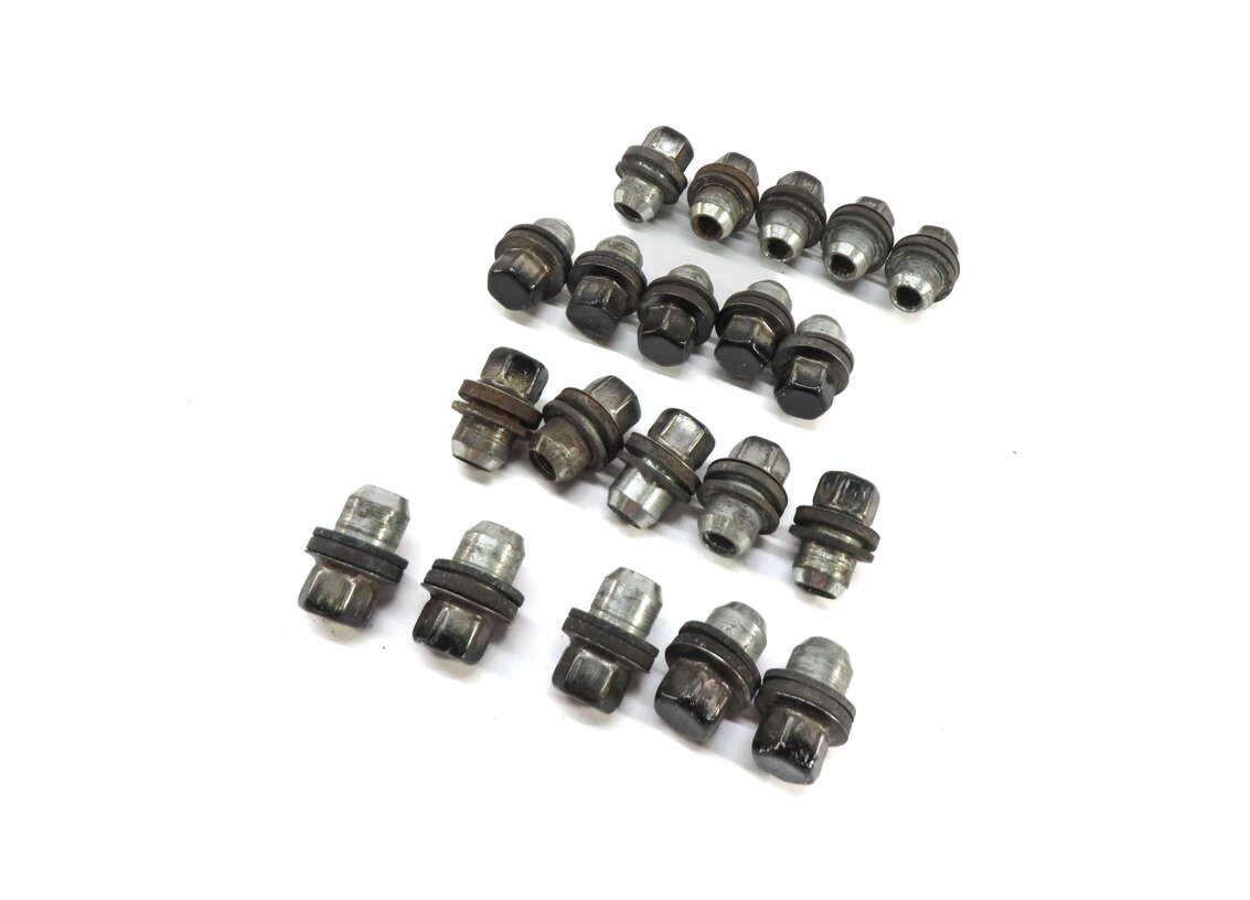 2005-2018 LR3 LR4 DISCOVERY RANGE ROVER SPORT WHEEL TIRE RIM LUG NUT SET (20)