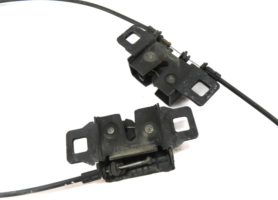 Thumbnail 5: 2010 RANGE ROVER SPORT (L320) HOOD LATCH SET/2 w/ CABLE