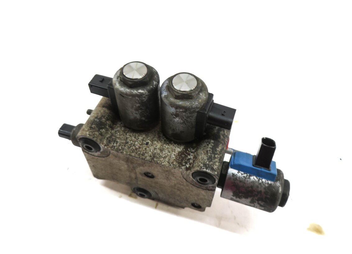 2010 RANGE ROVER SPORT (L320) ACTIVE ROLL HYDRAULIC VALVE BLOCK 5H325E487BC