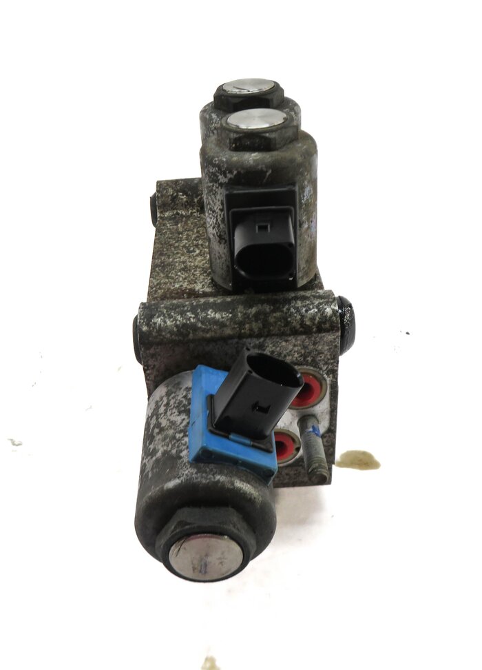 Thumbnail 6: 2010 RANGE ROVER SPORT (L320) ACTIVE ROLL HYDRAULIC VALVE BLOCK 5H325E487BC