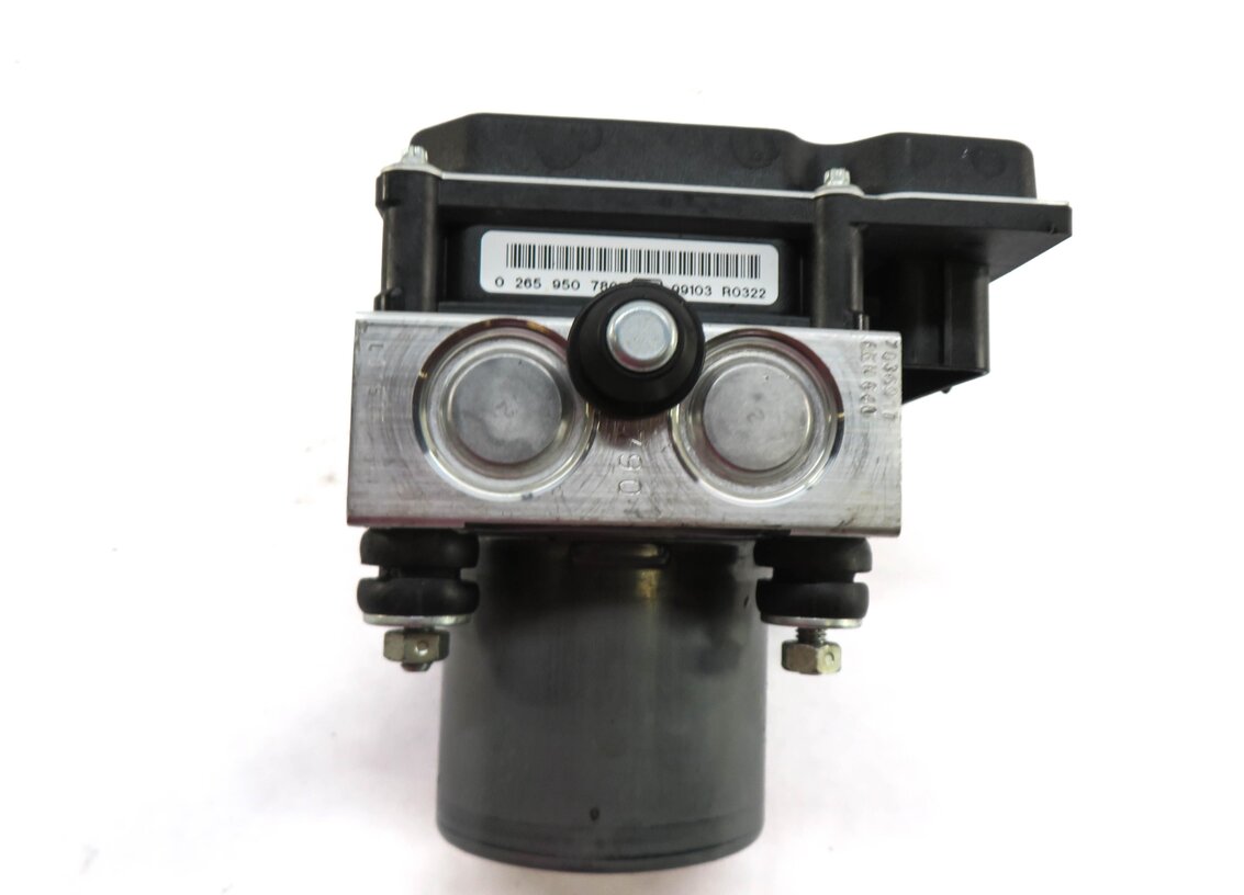 Thumbnail 3: 2010 RANGE ROVER SPORT (L320) ANTI-LOCK ABS BRAKE PUMP & MODULE AH422C405AH