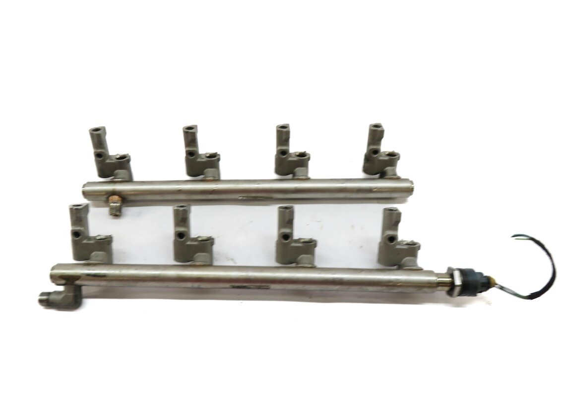 Thumbnail 2: 2010 RANGE ROVER SPORT (L320) 5.0L SUPER LEFT RIGHT GAS FUEL RAIL SET/2