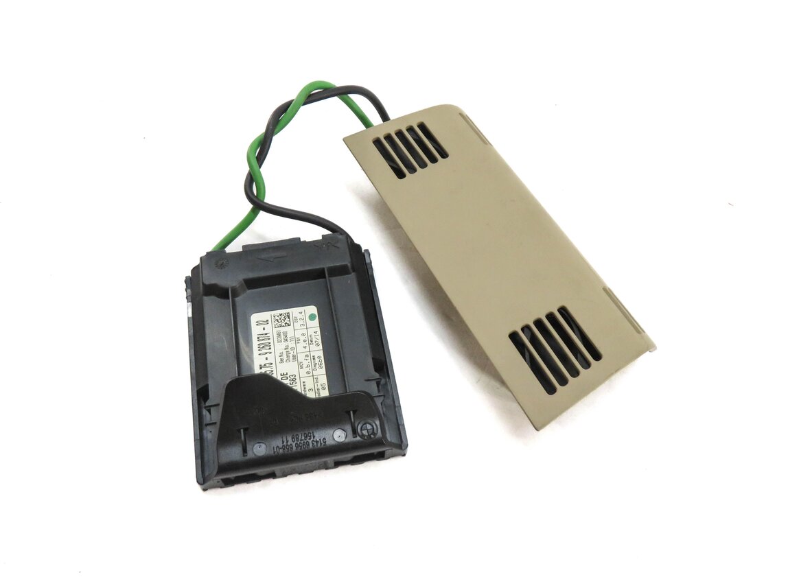 Thumbnail 3: 2015 BMW X1 (E84) ULTRASONIC ALARM SENSOR MODULE (BEIGE)