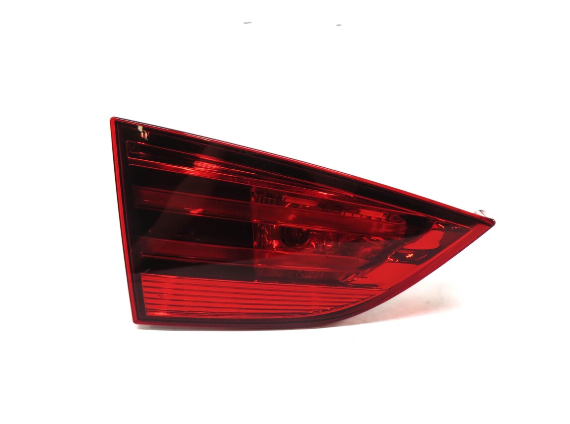 Thumbnail 3: 2012-2015 BMW X1 (E84) LEFT DRIVER REAR TRUNK INNER TAILLIGHT LIGHT LAMP