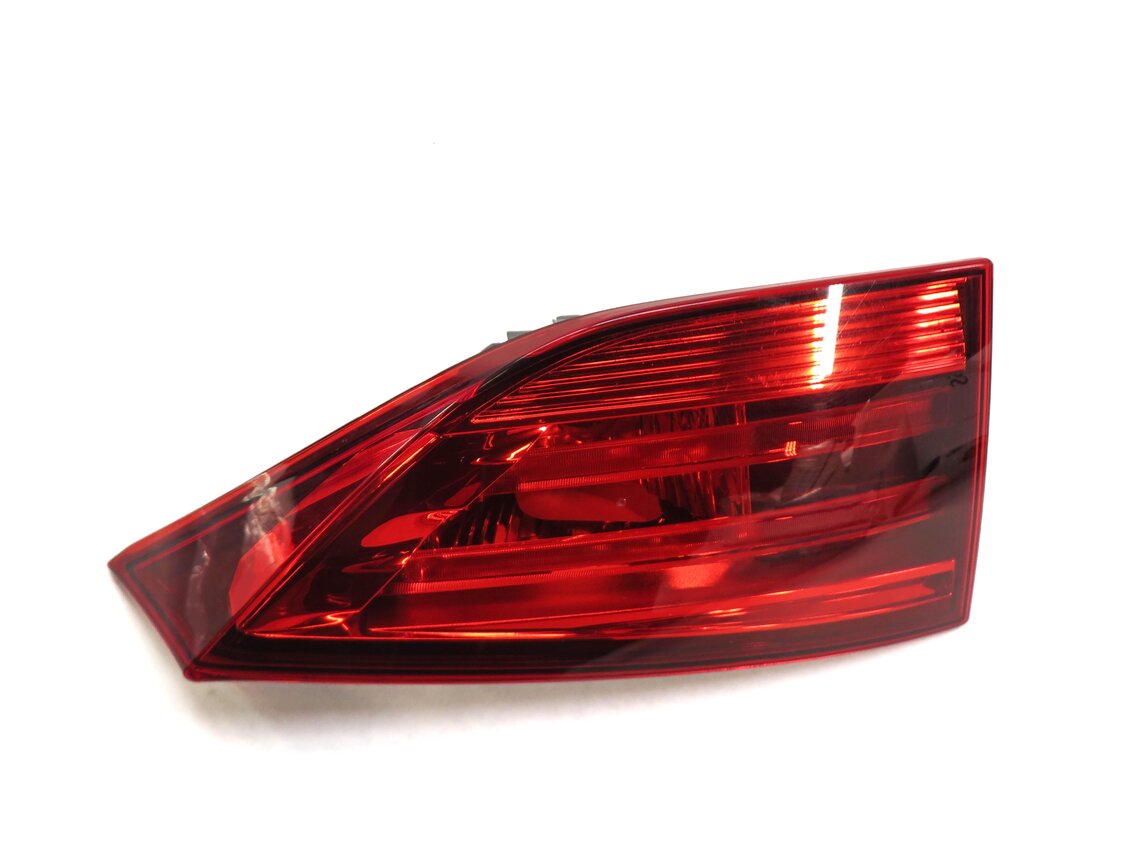 Thumbnail 4: 2012-2015 BMW X1 (E84) LEFT DRIVER REAR TRUNK INNER TAILLIGHT LIGHT LAMP