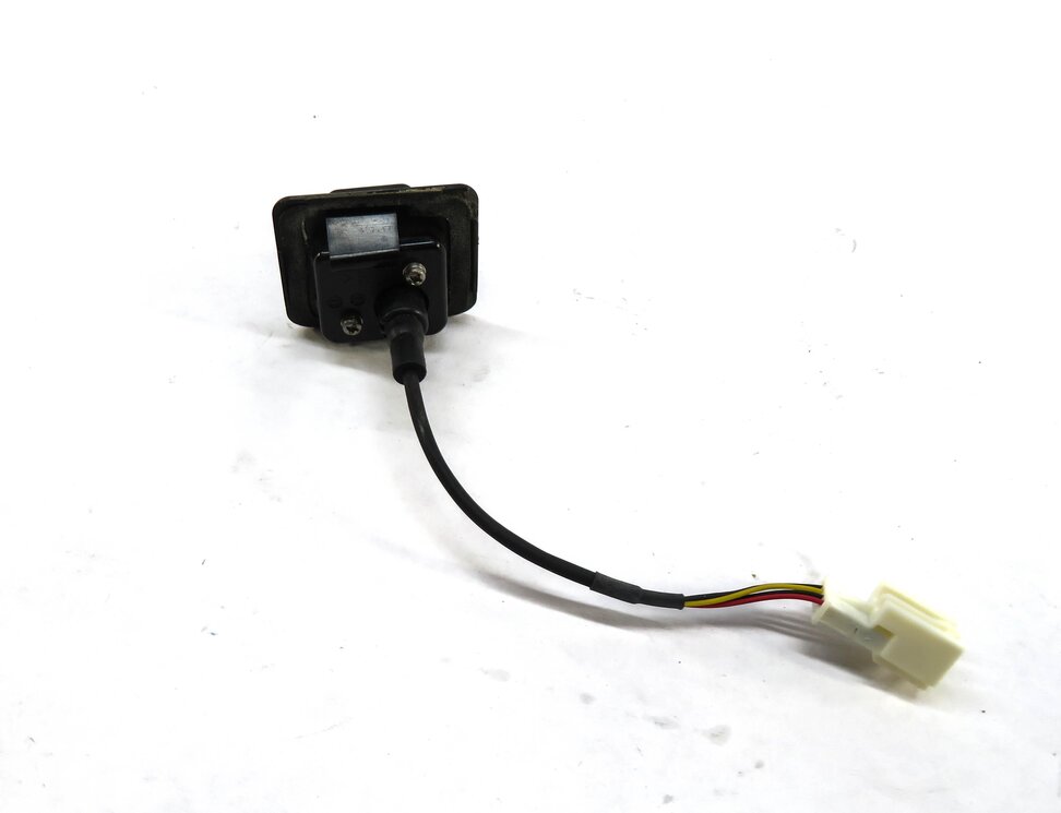 Thumbnail 4: 2010-2012 MERCEDES GL-CLASS (X164) DRIVER ASSIST REARVIEW BACKUP REVERSE CAMERA