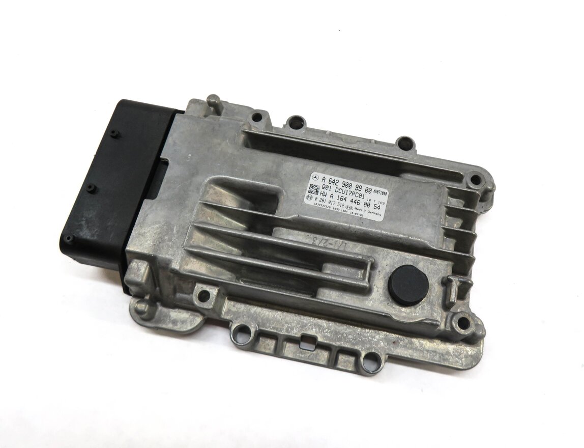 2009-2012 MERCEDES GL350 R320 (X164 W251) 3.0L OM642 DIESEL EMISSIONS DEF MODULE