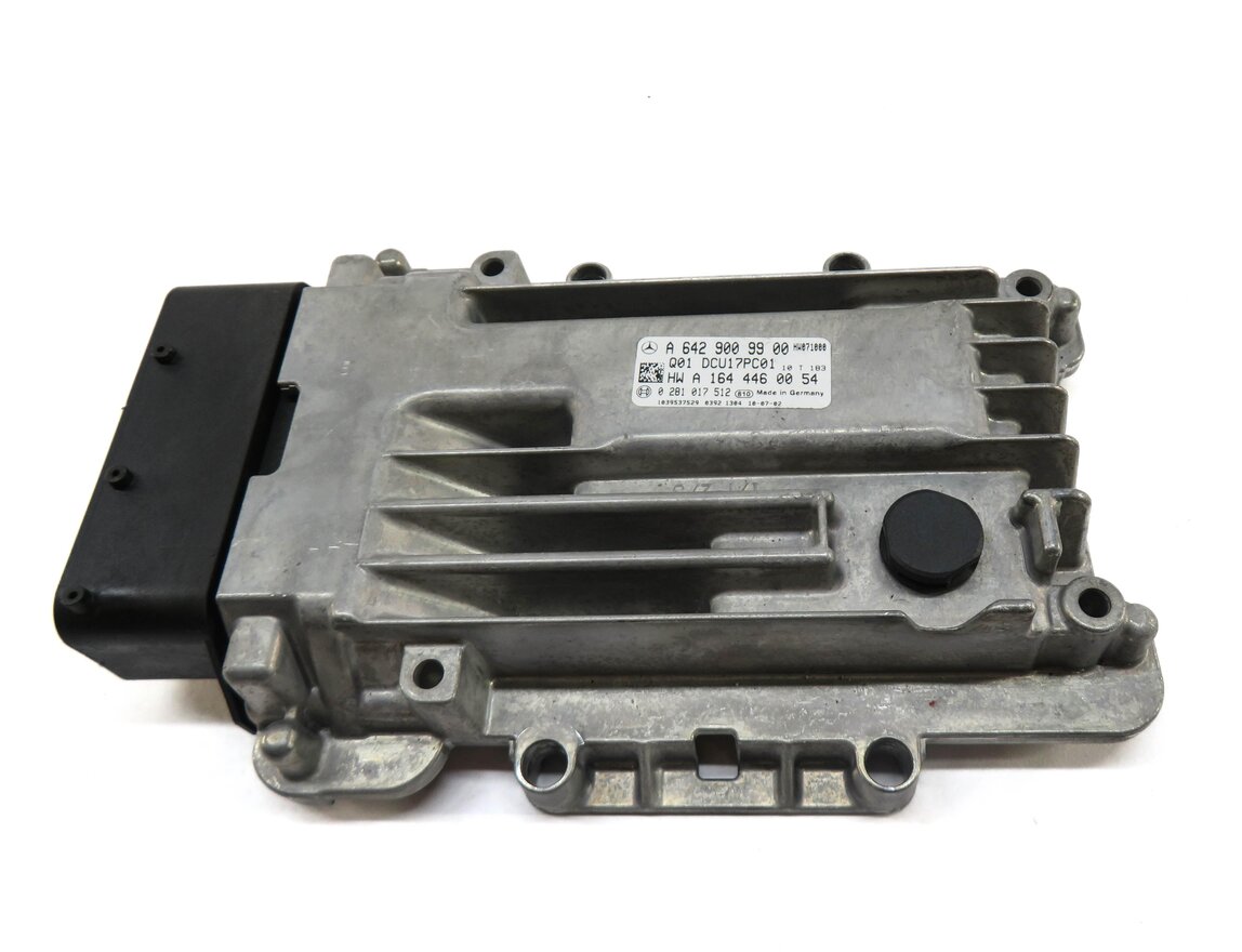 Thumbnail 2: 2009-2012 MERCEDES GL350 R320 (X164 W251) 3.0L OM642 DIESEL EMISSIONS DEF MODULE