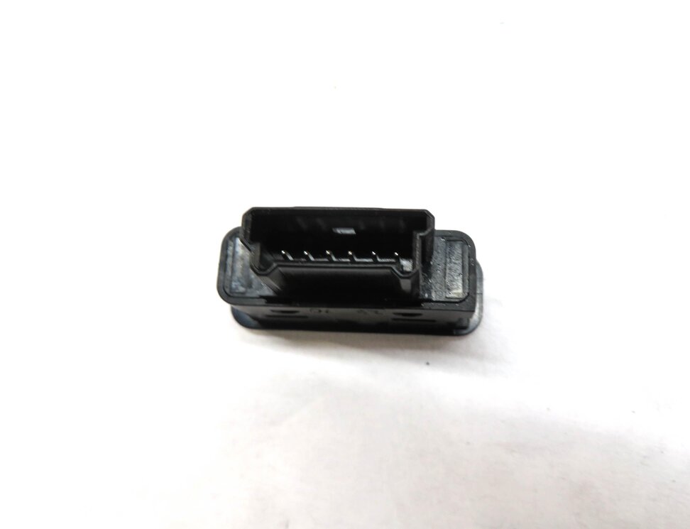 Thumbnail 3: 2011 MERCEDES GL350 (X164) CENTER CONSOLE INFORMATION SERVICE SWITCH BUTTON