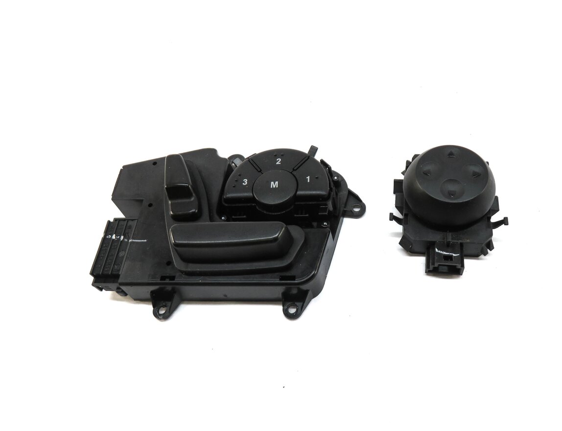Thumbnail 2: 2011 MERCEDES GL350 (X164) RIGHT FRONT PASSENGER SEAT ADJUSTMENT ADJUST SWITCH