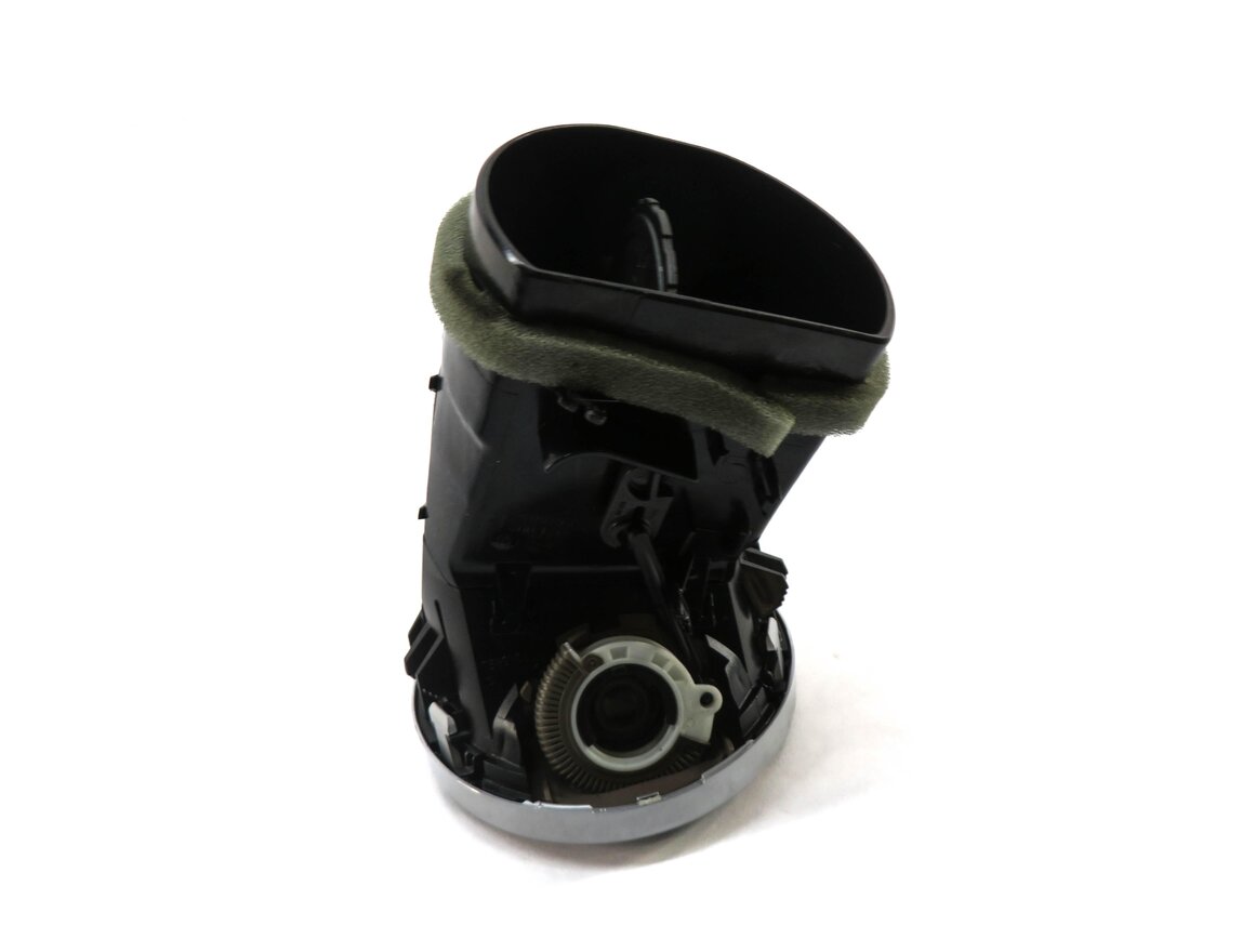 Thumbnail 4: 2011 MERCEDES GL350 (X164) RIGHT FRONT OUTER DASH HEATER A/C AIR VENT (BROWN)