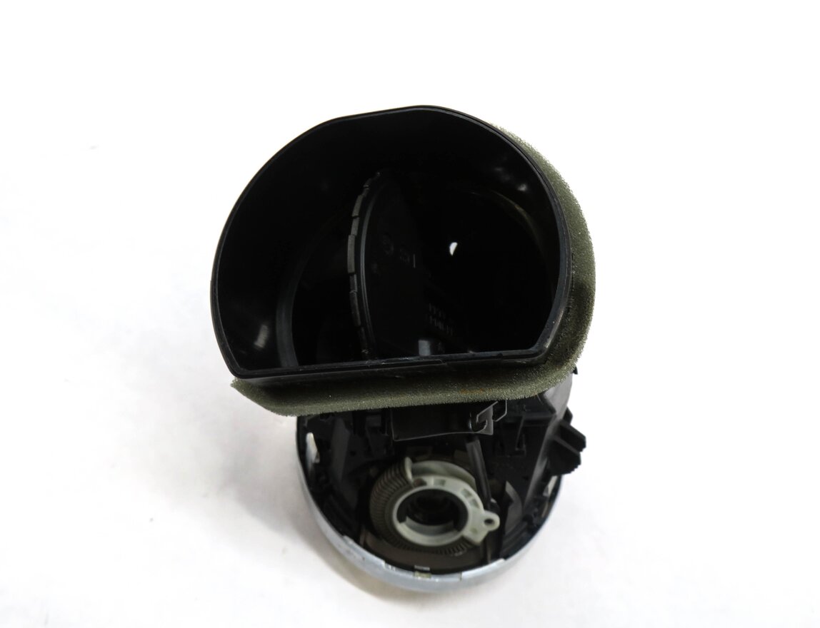 Thumbnail 3: 2011 MERCEDES GL350 (X164) LEFT FRONT OUTER DASH HEATER A/C AIR VENT (BROWN)