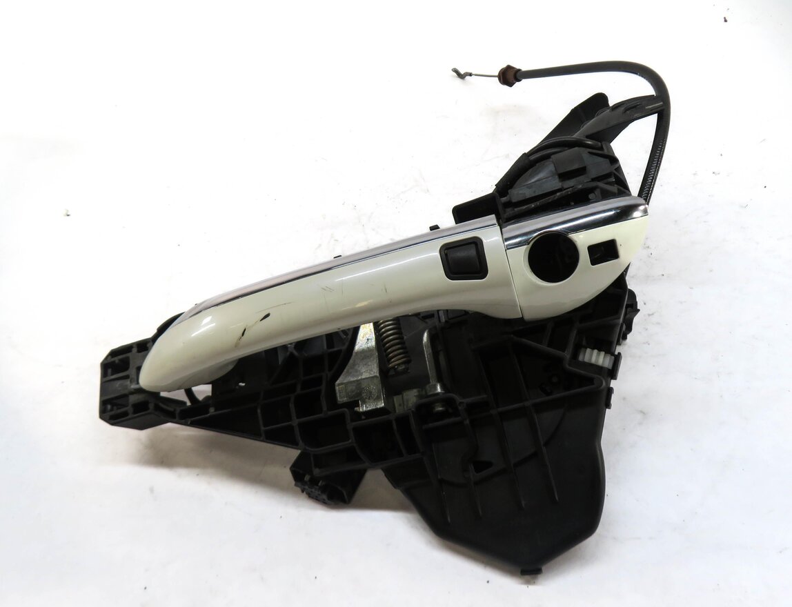 2011 MERCEDES GL350 (X164) LEFT FRONT DRIVER KEYLESS GO DOOR HANDLE (WHITE)