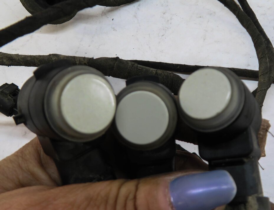 Thumbnail 3: 2011 MERCEDES GL350 (X164) REAR PDC PARK SENSOR SET-3 w/ HARNESS (DIAMOND WHITE)