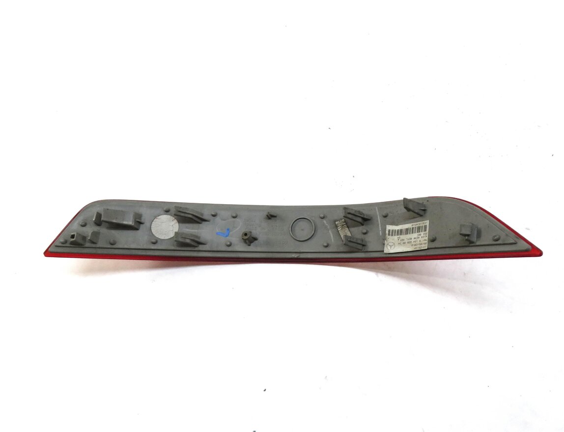 Thumbnail 4: 2011 MERCEDES GL350 (X164) LEFT DRIVER REAR BUMPER MARKER REFLECTOR