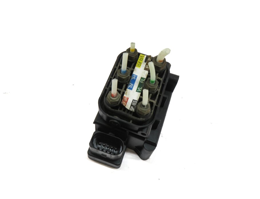 2011 MERCEDES GL350 (X164) AIR SUSPENSION VALVE BLOCK