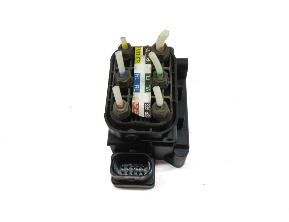 Thumbnail 2: 2011 MERCEDES GL350 (X164) AIR SUSPENSION VALVE BLOCK