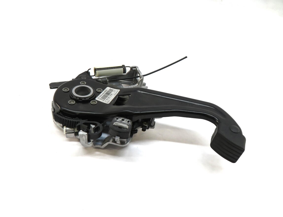 Thumbnail 2: 2011 MERCEDES GL350 (X164) EMERGENCY PARKING BRAKE PEDAL ASSEMBLY