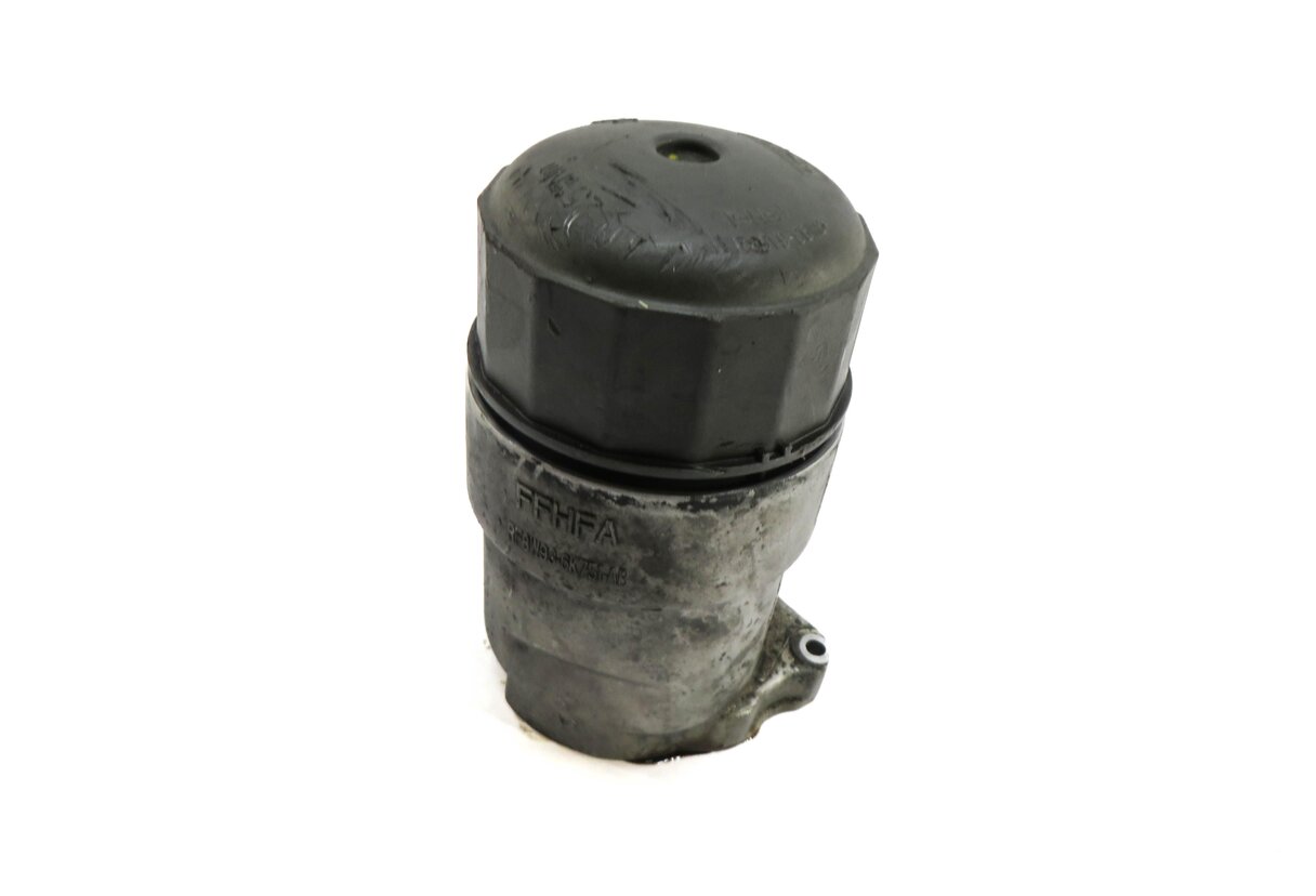 2014 RANGE ROVER (L405) 5.0L SUPERCHARGED ENGINE OIL FILTER HOUSING w/ CAP