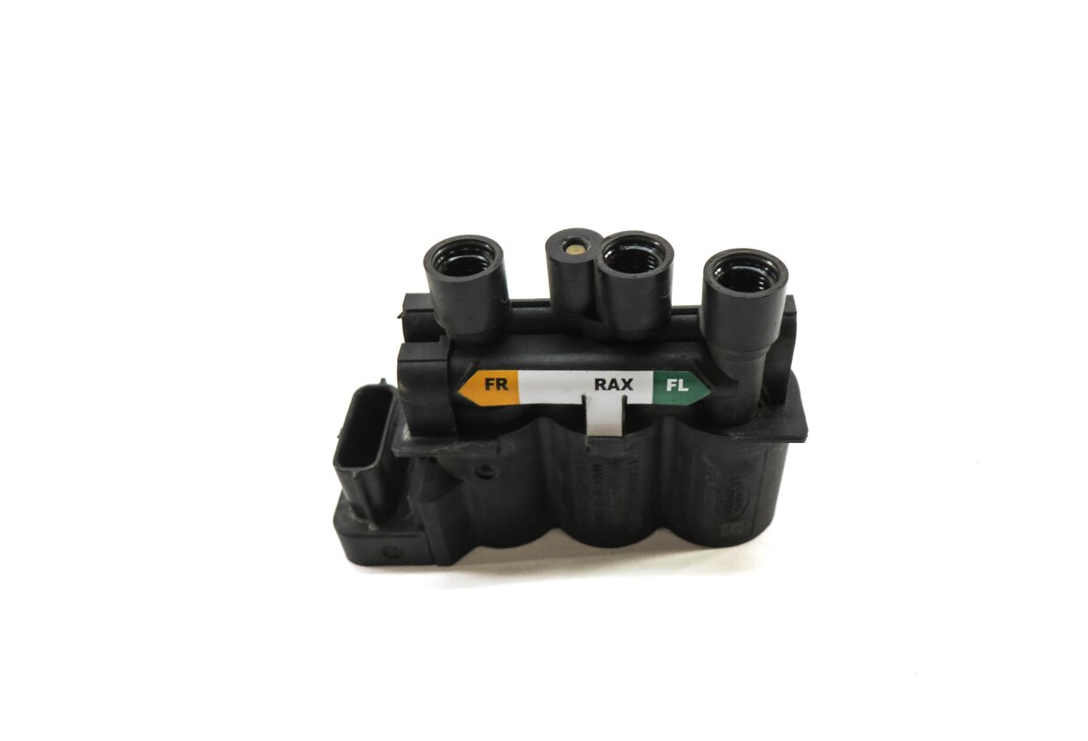 Thumbnail 3: 2014 RANGE ROVER (L405) REAR AIR SUSPENSION VALVE BLOCK