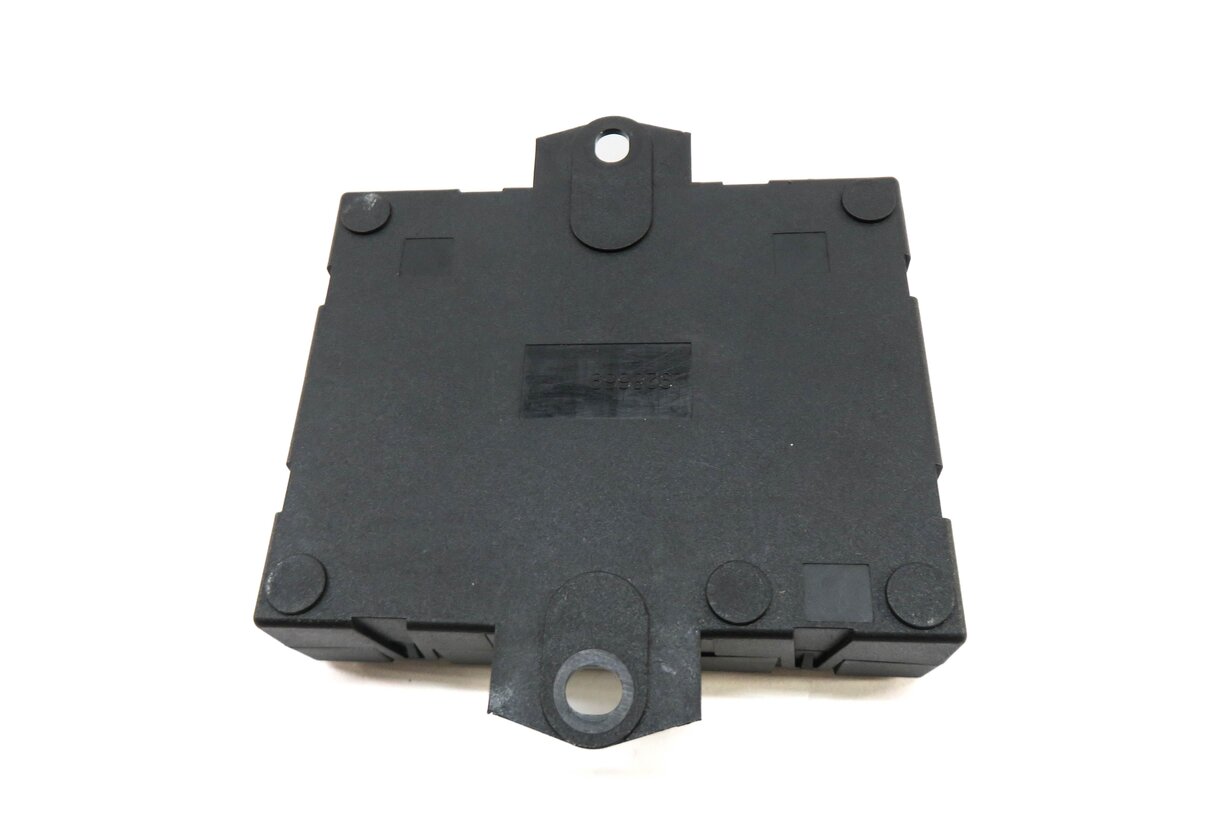 Thumbnail 3: 2014-2015 RANGE ROVER (L405) REAR LOWER TRUNK LIFT LIFTGATE CONTROL MODULE