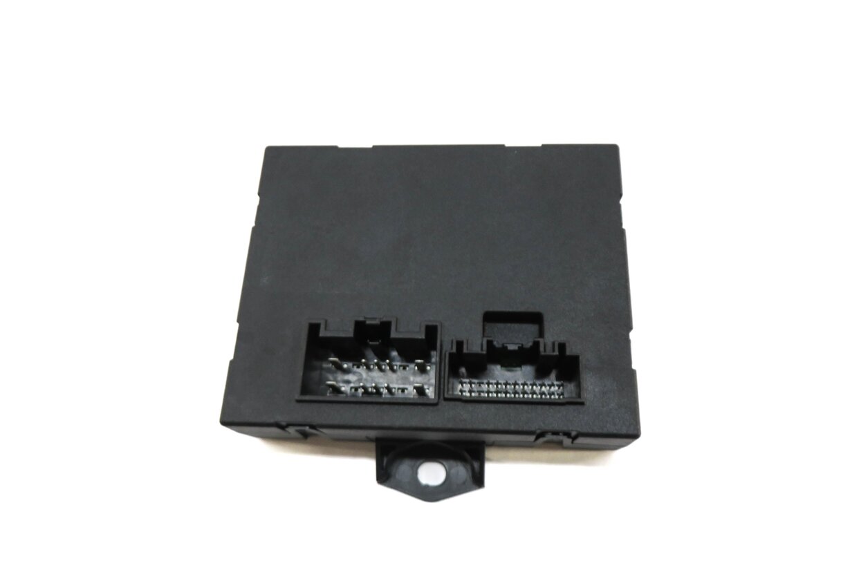 Thumbnail 2: 2014-2019 RANGE ROVER (L405) REAR UPPER TRUNK LIFT LIFTGATE CONTROL MODULE