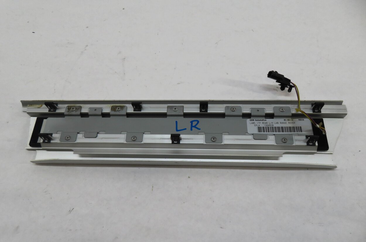 Thumbnail 4: 2014 RANGE ROVER (L405) LEFT REAR DOOR LIGHTED DOOR SILL SCUFF PANEL TRIM