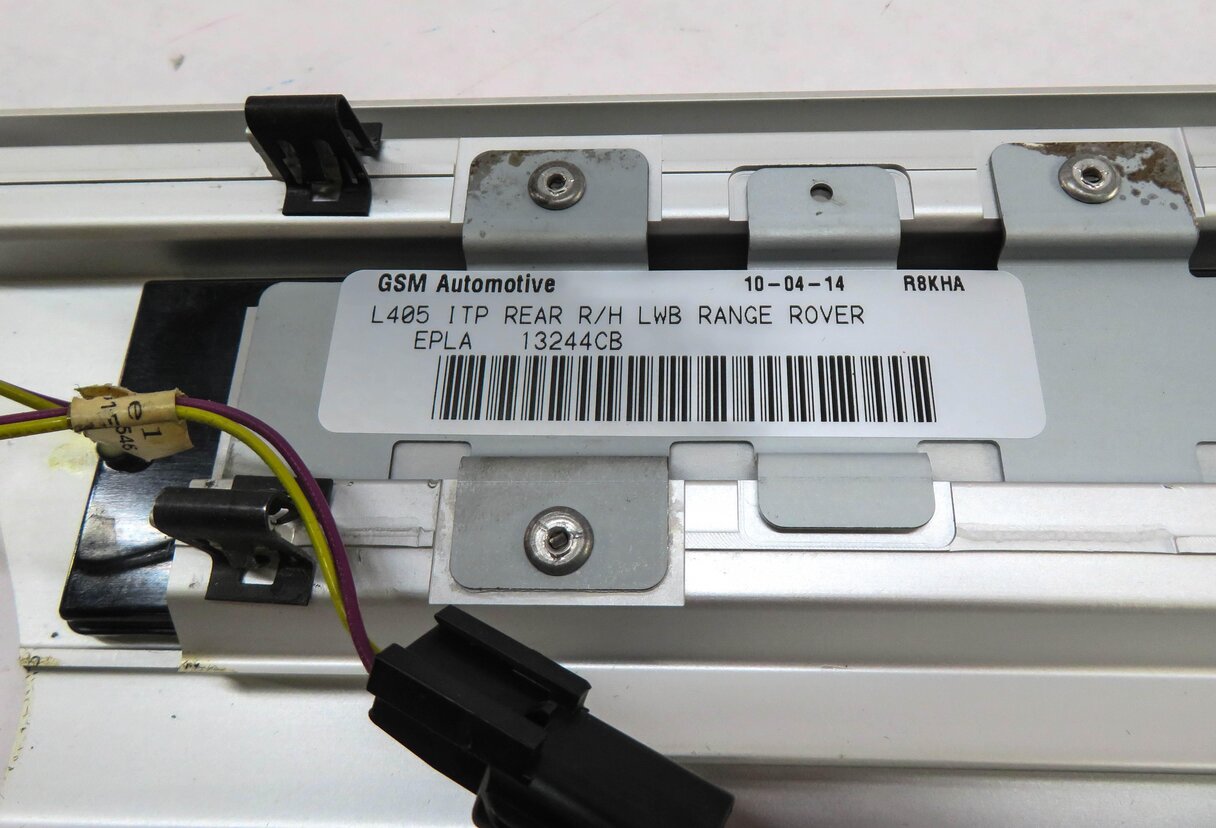 Thumbnail 5: 2014 RANGE ROVER (L405) RIGHT REAR DOOR LIGHTED DOOR SILL SCUFF PANEL TRIM