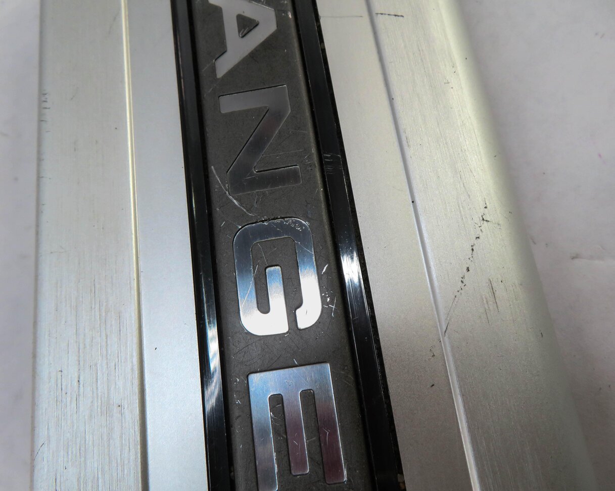 Thumbnail 6: 2014 RANGE ROVER (L405) RIGHT REAR DOOR LIGHTED DOOR SILL SCUFF PANEL TRIM
