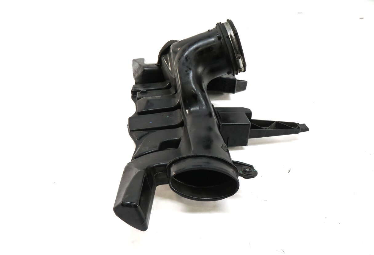 Thumbnail 3: 2014 RANGE ROVER (L405) 5.0L SUPERCHARGED ENGINE AIR INTAKE RESONATOR DAMPER BOX