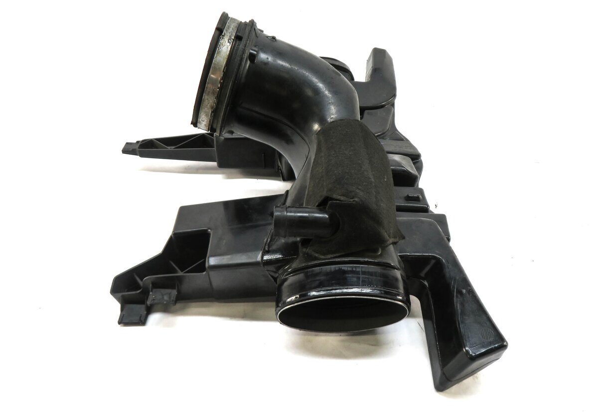 Thumbnail 5: 2014 RANGE ROVER (L405) 5.0L SUPERCHARGED ENGINE AIR INTAKE RESONATOR DAMPER BOX